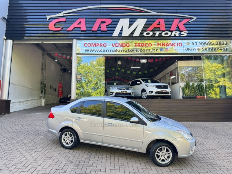 fiesta 1.6 rocam se sedan 8v flex 4p manual 2008 dois irmaos