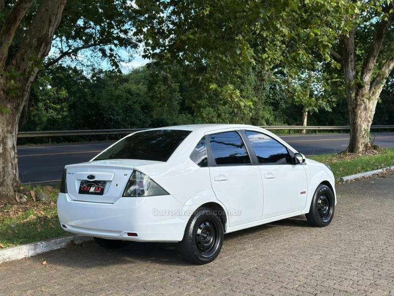 FIESTA 1.6 MPI SEDAN 8V FLEX 4P MANUAL - 2013 - DOIS IRMãOS