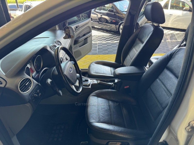 FOCUS 2.0 FC 16V FLEX 4P AUTOMÁTICO - 2013 - CAXIAS DO SUL