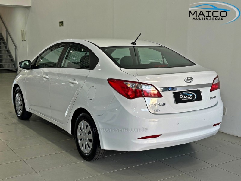 HB20S 1.6 COMFORT PLUS 16V FLEX 4P MANUAL - 2014 - NOVO HAMBURGO