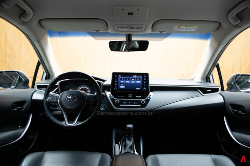COROLLA 2.0 XEI 16V FLEX 4P AUTOMÁTICO - 2020 - GARIBALDI