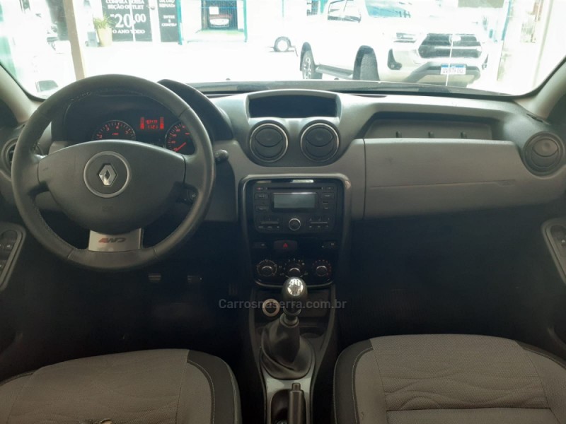 DUSTER 2.0 DYNAMIQUE 4X4 16V FLEX 4P MANUAL - 2012 - CANELA