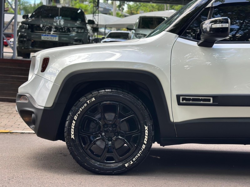 RENEGADE 2.0 16V TURBO DIESEL LIMITED 4P 4X4 AUTOMÁTICO - 2018 - DOIS IRMãOS