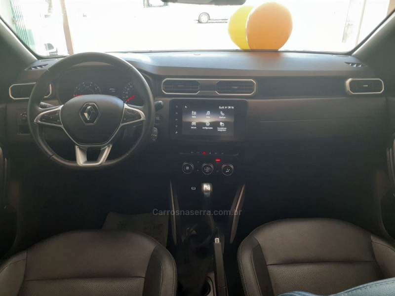 DUSTER 1.3 TCE ICONIC PLUS FLEX 4P AUTOMÁTICA - 2023 - CANELA