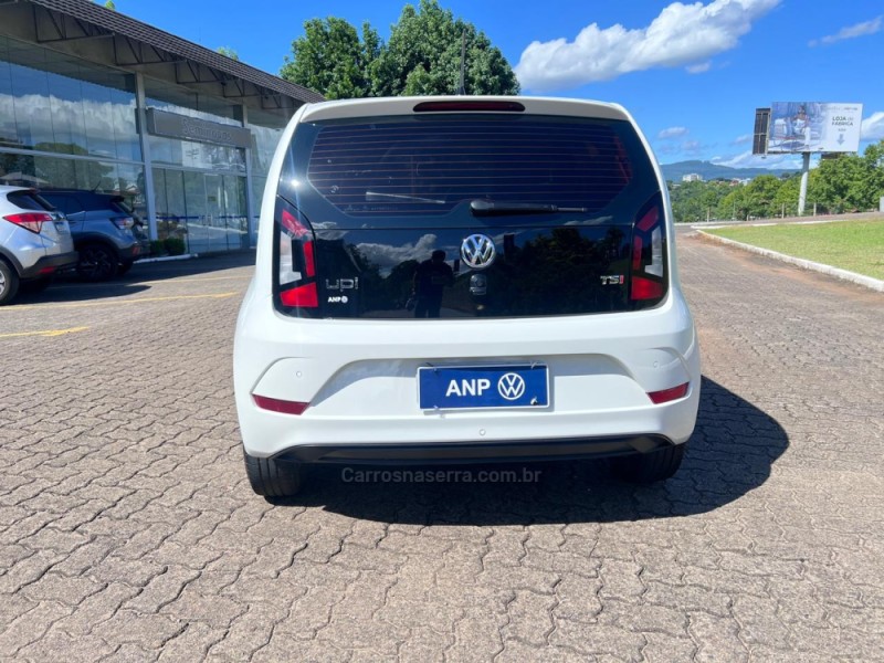 UP 1.0 TSI MOVE UP 12V FLEX 4P MANUAL - 2018 - NOVA PETRóPOLIS