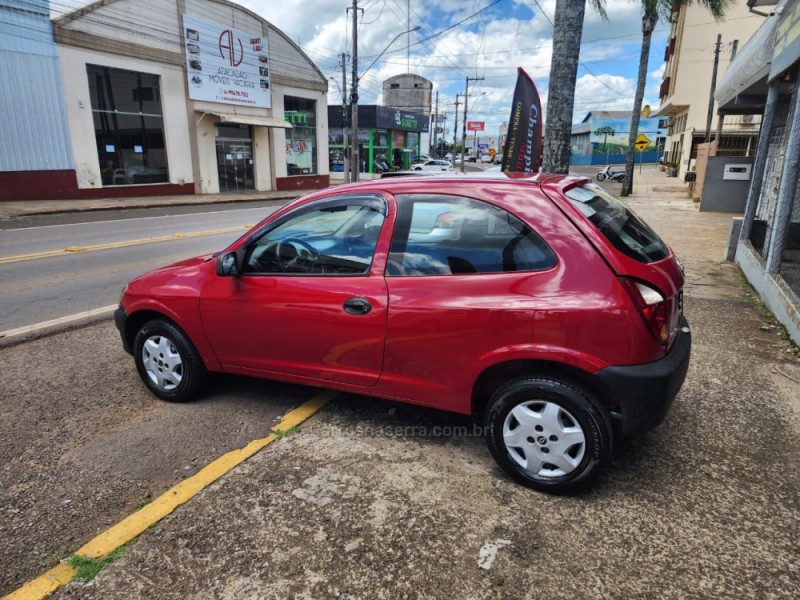 CELTA 1.0 MPFI LIFE 8V FLEX 2P MANUAL - 2011 - VACARIA