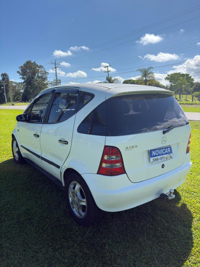 A 160 1.6 GASOLINA CLASSIC MANUAL 4P - 2004 - FARROUPILHA
