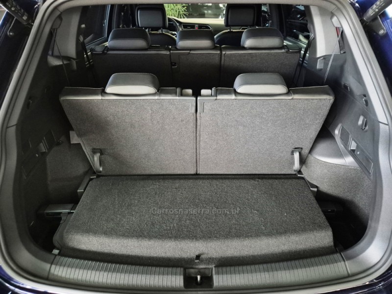TIGUAN 2.0 ALLSPACE R-LINE 300 TSI GASOLINA 4P AUTOMÁTICO - 2024 - CAXIAS DO SUL