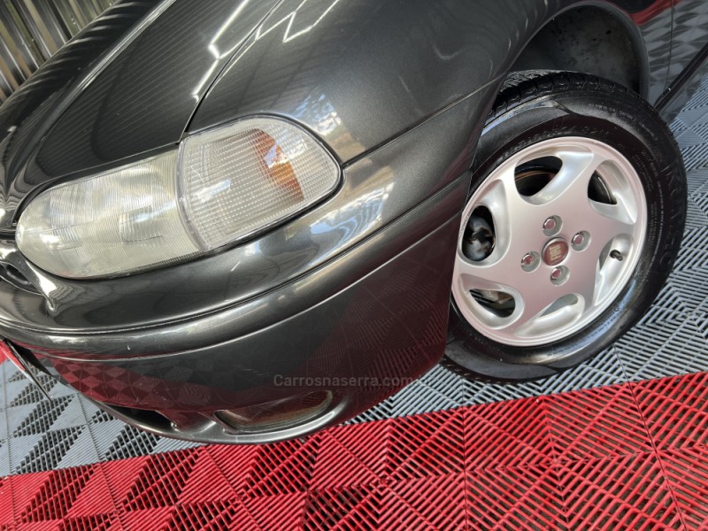 PALIO 1.0 MPI ELX 500 ANOS 8V GASOLINA 4P MANUAL - 2000 - CAXIAS DO SUL