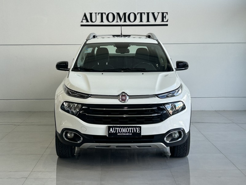 TORO 2.0 16V TURBO DIESEL VOLCANO AT9 4X4 AUTOMÁTICO - 2017 - CAXIAS DO SUL