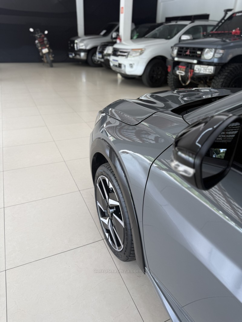 208 1.0 GT 200 TURBO FLEX 4P AUTOMÁTICO - 2025 - FARROUPILHA