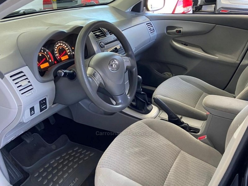 COROLLA 1.8 GLI 16V FLEX 4P MANUAL - 2011 - GUAPORé