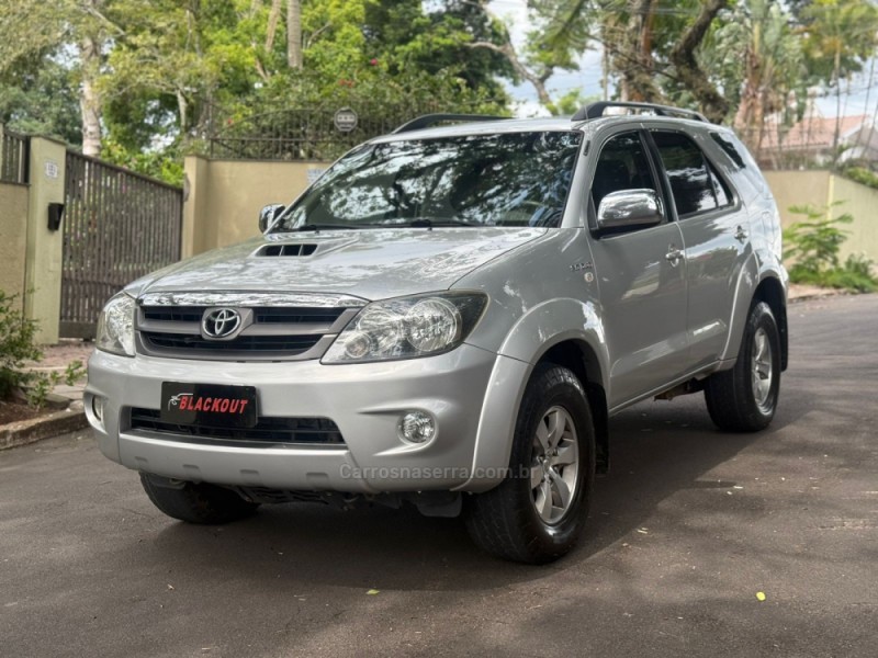HILUX SW4 3.0 SR 4X4 16V TURBO INTERCOOLER DIESEL 4P AUTOMÁTICO