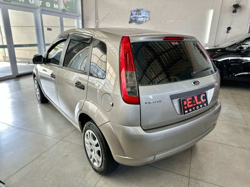 FIESTA 1.0 MPI HATCH 8V FLEX 4P MANUAL - 2011 - CAXIAS DO SUL