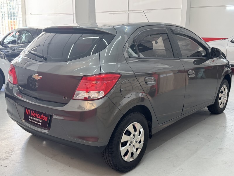 ONIX 1.0 MPFI LT 8V FLEX 4P MANUAL - 2015 - CAXIAS DO SUL