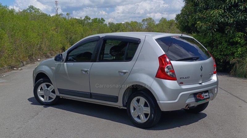 SANDERO 1.6 PRIVILÉGE 8V FLEX 4P MANUAL - 2011 - CAXIAS DO SUL