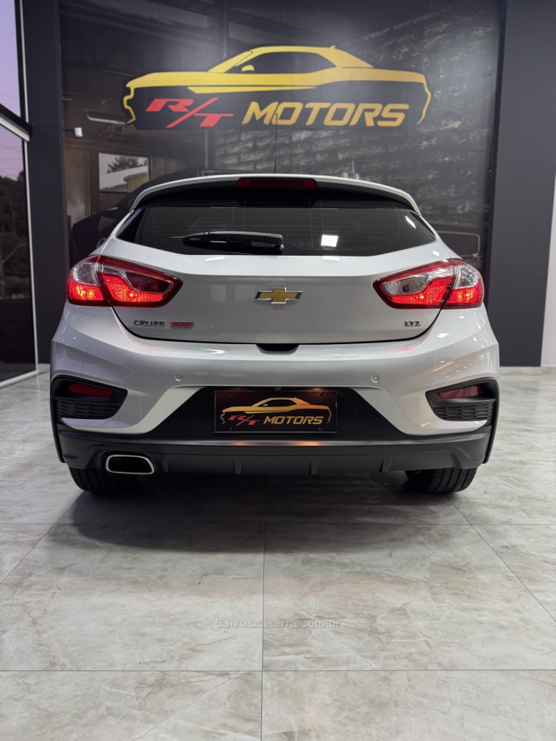 CRUZE 1.4 TURBO LTZ II SPORT HATCH 16V FLEX 4P AUTOMÁTICO - 2017 - CAXIAS DO SUL