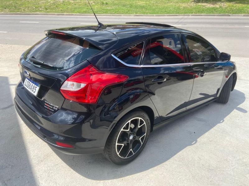 FOCUS 2.0 TITANIUM PLUS 16V FLEX 4P AUTOMÁTICO - 2015 - CAXIAS DO SUL