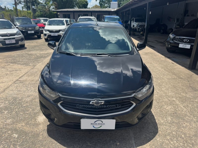 ONIX 1.0 MPFI LT 8V FLEX 4P MANUAL - 2017 - GRAVATAí