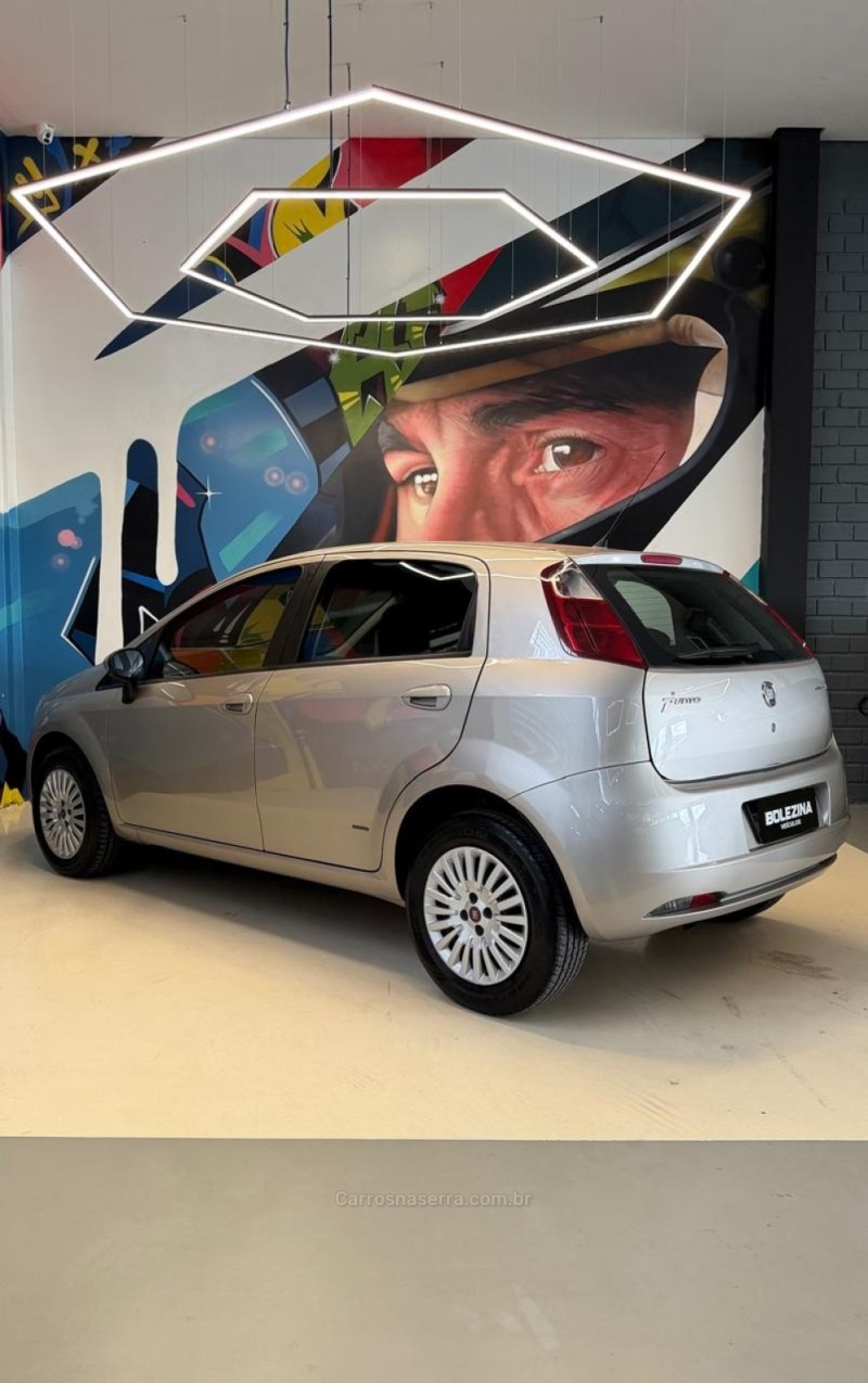 PUNTO 1.4 ATTRACTIVE 8V FLEX 4P MANUAL - 2011 - NOVO HAMBURGO