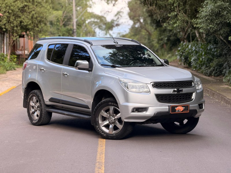 trailblazer 2.8 ltz 4x4 16v turbo diesel 4p automatico 2015 canela