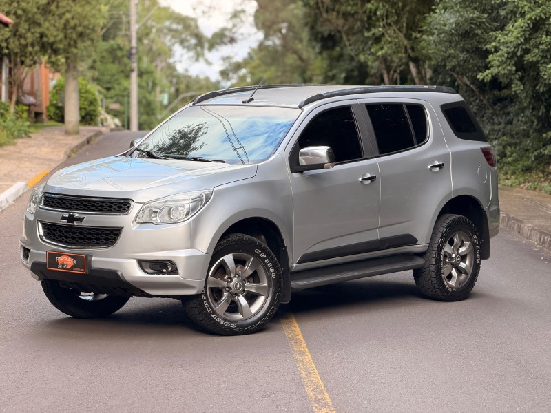 TRAILBLAZER 2.8 LTZ 4X4 16V TURBO DIESEL 4P AUTOMÁTICO - 2015 - CANELA