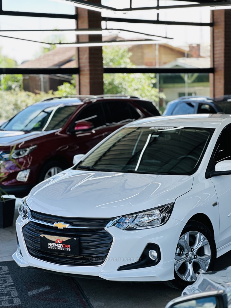 ONIX 1.0	LTZ PLUS 12V TURBO FLEX 4P AUTOMÁTICO - 2024 - CANELA