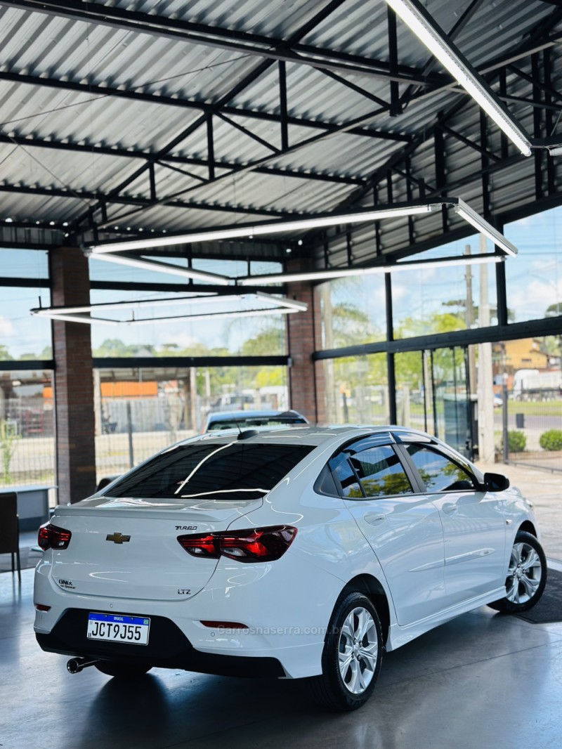 ONIX 1.0	LTZ PLUS 12V TURBO FLEX 4P AUTOMÁTICO - 2024 - CANELA