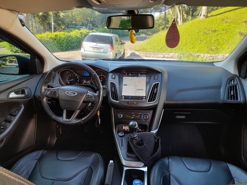 FOCUS 1.6 SE 16V FLEX 4P MANUAL - 2018 - FARROUPILHA
