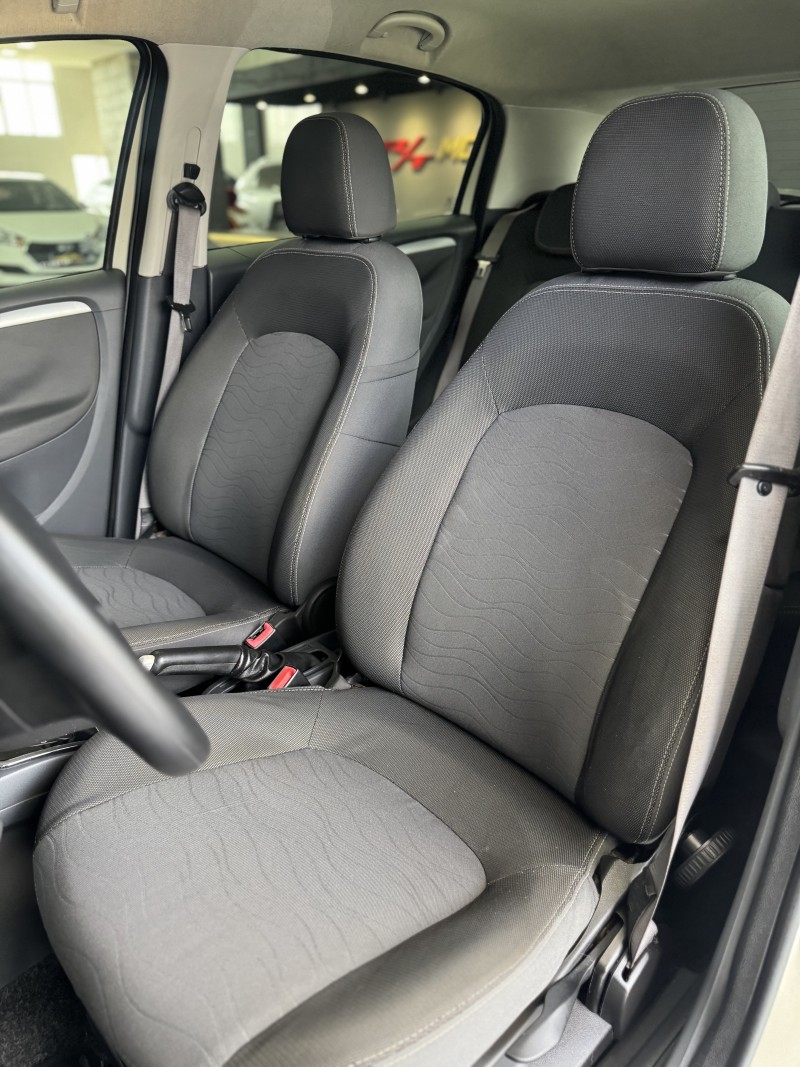 PUNTO 1.6 ESSENCE SP DUALOGIC 16V FLEX 4P AUTOMATIZADO - 2013 - CAXIAS DO SUL