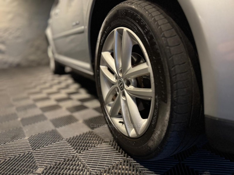 GOLF 1.6 MI SPORTLINE 8V FLEX 4P MANUAL - 2013 - FARROUPILHA