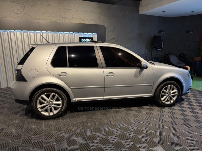 GOLF 1.6 MI SPORTLINE 8V FLEX 4P MANUAL - 2013 - FARROUPILHA