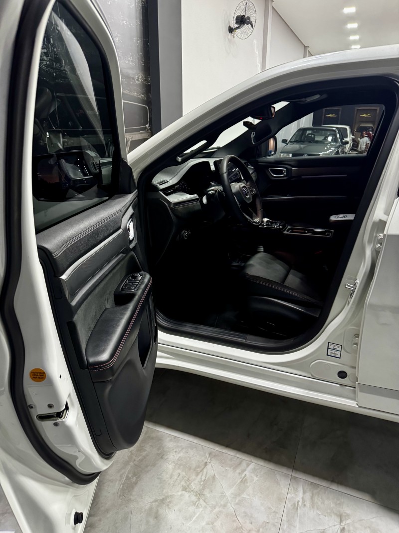 RAMPAGE 2.0 HURRICANE R/T 4 4X4 TURBO GASOLINA 4P AUTOMÁTICO - 2024 - CAXIAS DO SUL