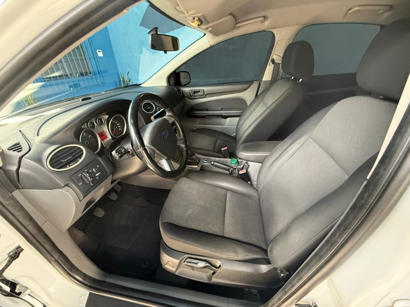 FOCUS 1.6 8V FLEX 4P MANUAL - 2012 - CAXIAS DO SUL