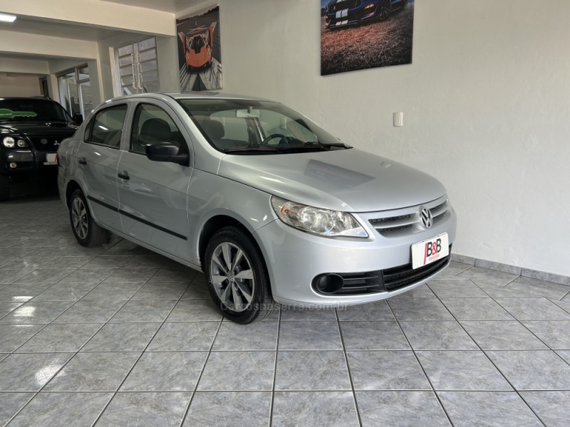 VOYAGE 1.6 MI TREND 8V FLEX 4P MANUAL - 2011 - NOVA PRATA