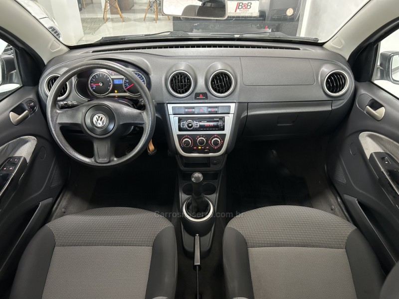 VOYAGE 1.6 MI TREND 8V FLEX 4P MANUAL - 2011 - NOVA PRATA