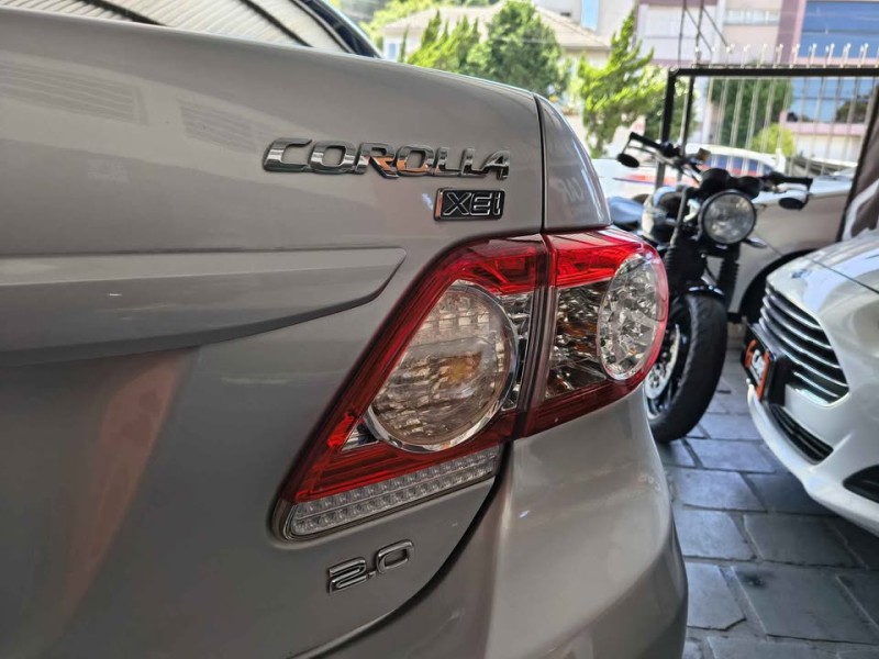 COROLLA 2.0 XEI 16V FLEX 4P AUTOMÁTICO - 2012 - CAXIAS DO SUL