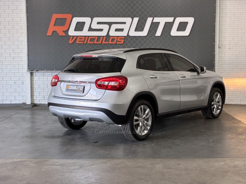 GLA 200 1.6 CGI STYLE 16V TURBO FLEX 4P AUTOMÁTICO - 2016 - VENâNCIO AIRES
