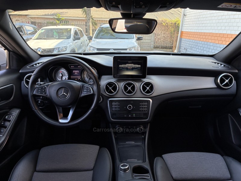 GLA 200 1.6 CGI STYLE 16V TURBO FLEX 4P AUTOMÁTICO - 2016 - VENâNCIO AIRES