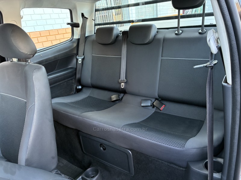 SAVEIRO 1.6 MI TRENDLINE CD 8V FLEX 2P MANUAL - 2017 - VENâNCIO AIRES