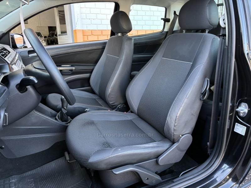 SAVEIRO 1.6 MI TRENDLINE CD 8V FLEX 2P MANUAL - 2017 - VENâNCIO AIRES