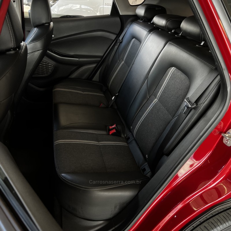 TRACKER 1.0 12V LTZ TURBO FLEX 4P AUTOMÁTICO - 2021 - VACARIA