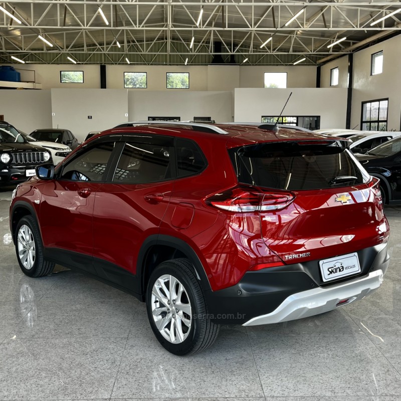 TRACKER 1.0 12V LTZ TURBO FLEX 4P AUTOMÁTICO - 2021 - VACARIA