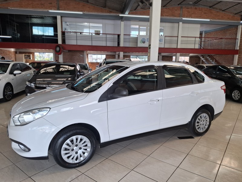 GRAND SIENA 1.4 MPI ATTRACTIVE 8V FLEX 4P MANUAL - 2013 - FARROUPILHA
