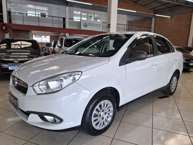 GRAND SIENA 1.4 MPI ATTRACTIVE 8V FLEX 4P MANUAL - 2013 - FARROUPILHA