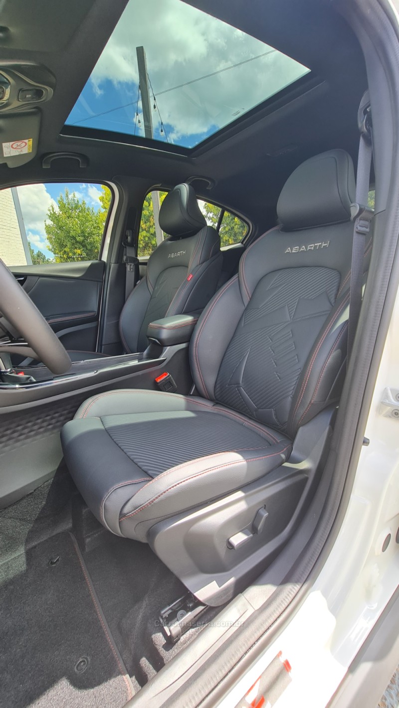 FASTBACK 1.3 ABARTH 270 TURBO FLEX 4P AUTOMÁTICO - 2026 - LAGOA VERMELHA