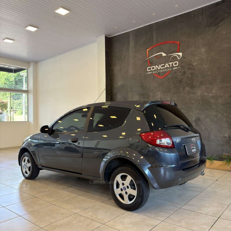 KA 1.0 MPI 8V FLEX 2P MANUAL - 2011 - FARROUPILHA