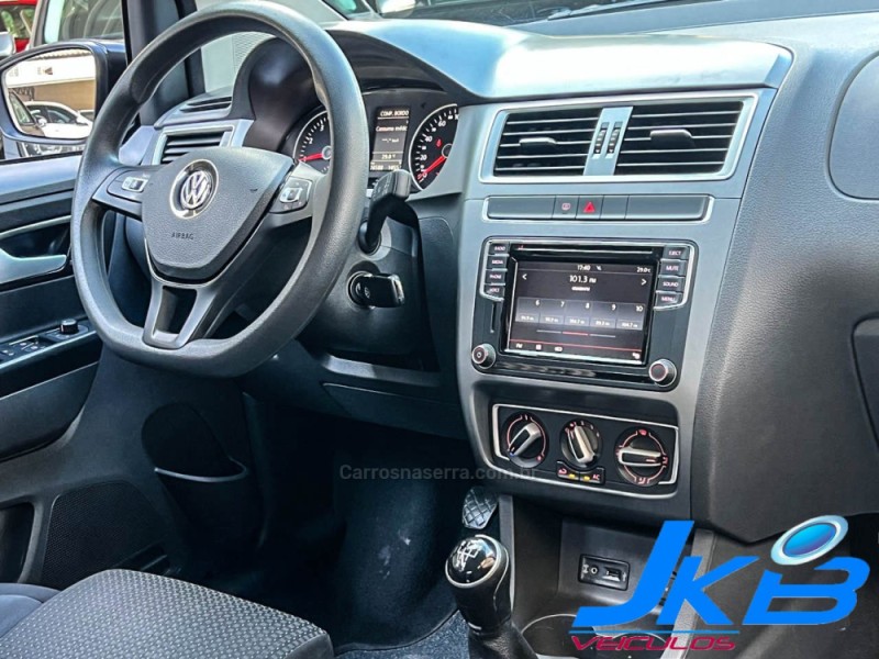 FOX 1.6 CONNECT 8V FLEX 4P MANUAL - 2018 - NOVO HAMBURGO