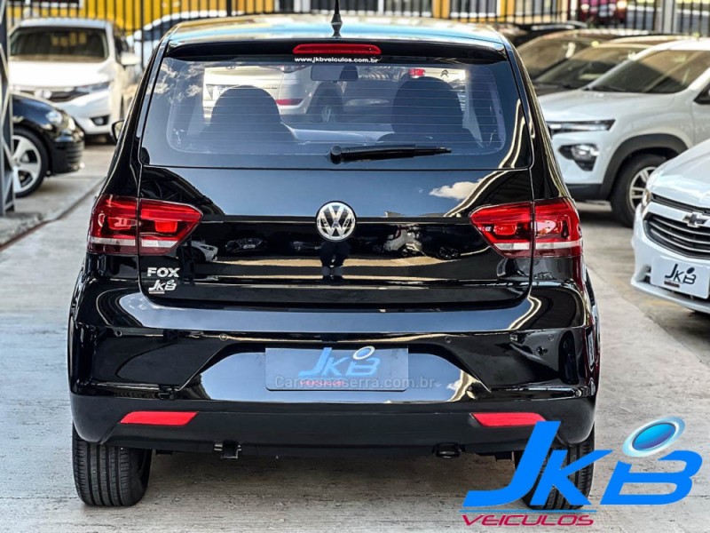 FOX 1.6 CONNECT 8V FLEX 4P MANUAL - 2018 - NOVO HAMBURGO