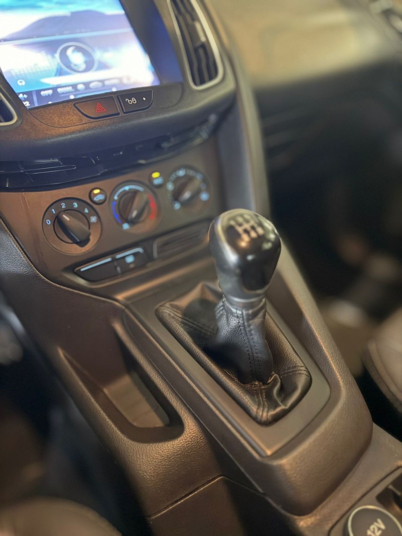 FOCUS 1.6 S 16V FLEX 4P MANUAL - 2015 - CAXIAS DO SUL